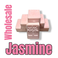 Load image into Gallery viewer, Wholesale Bulk Luxurious Goats Milk Soap Bars Ready to Sell