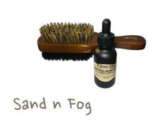 Load image into Gallery viewer, Beard oil and Brush Combo