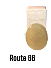 Load image into Gallery viewer, Shower n Shave Combo Set